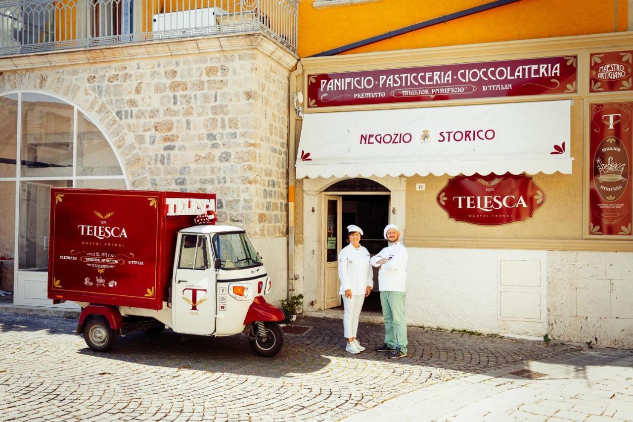 Palazzo Badiale History&Rooms Atella Exterior foto